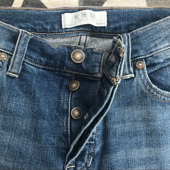 Free People Austin Straight Leg Jeans Size 26 Raw Hem Light Wash - Picture 4 of 10